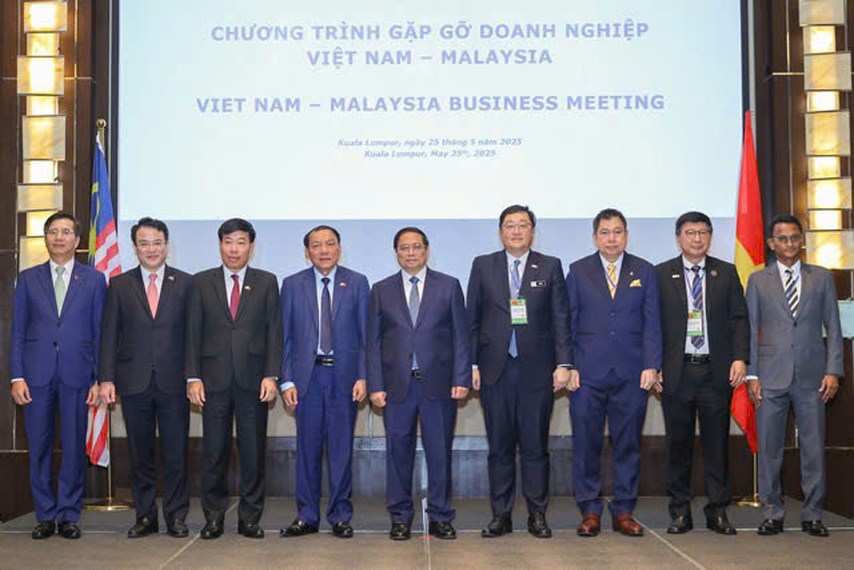 Bền về chính trị, mạnh về kinh tế, sâu sắc về văn hóa - ảnh 4