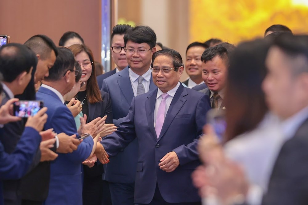 Thủ tướng Phạm Minh Chính tọa đàm với doanh nghiệp về phát triển kinh tế tư nhân - ảnh 1