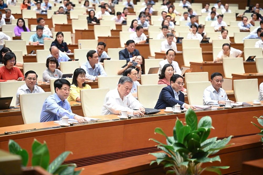 Nghị quyết sửa đổi, bổ sung một số điều của Hiến pháp nước Cộng hòa xã hội chủ nghĩa Việt Nam - ảnh 1