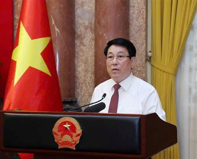 Báo chí không chỉ là người đồng hành mà còn là người xung kích, dự báo sự vận động và phát triển của cuộc sống - ảnh 2