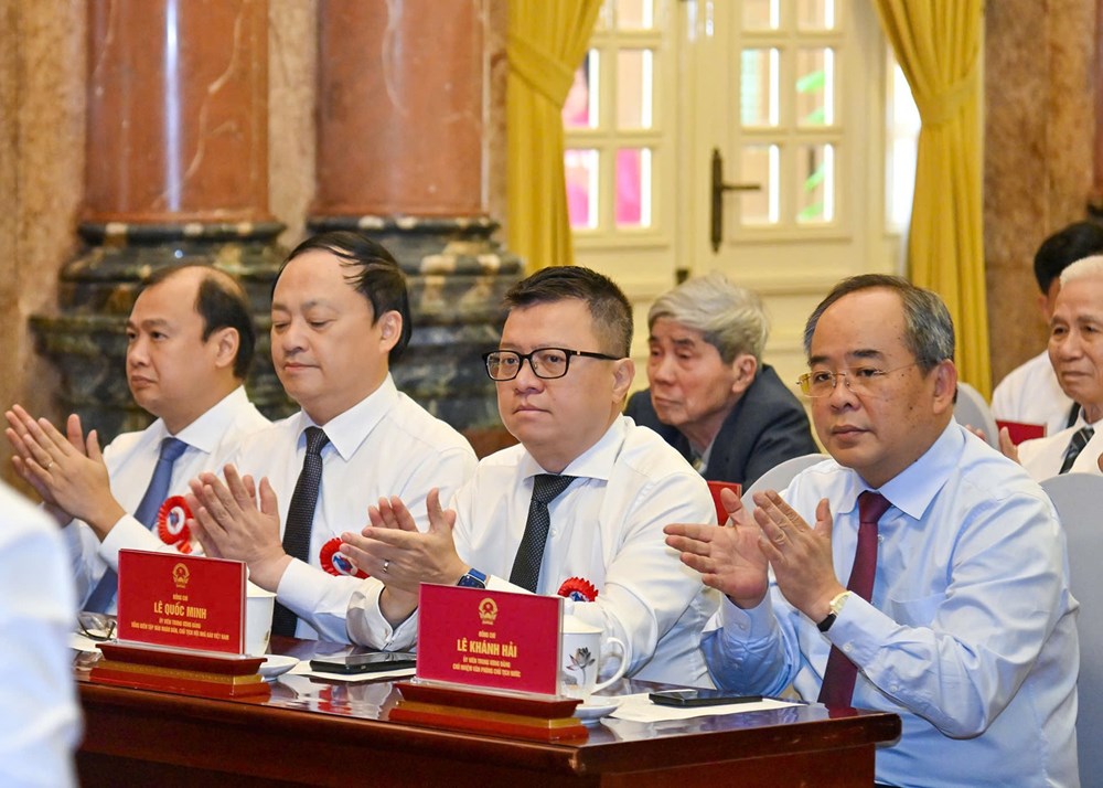Báo chí không chỉ là người đồng hành mà còn là người xung kích, dự báo sự vận động và phát triển của cuộc sống - ảnh 3