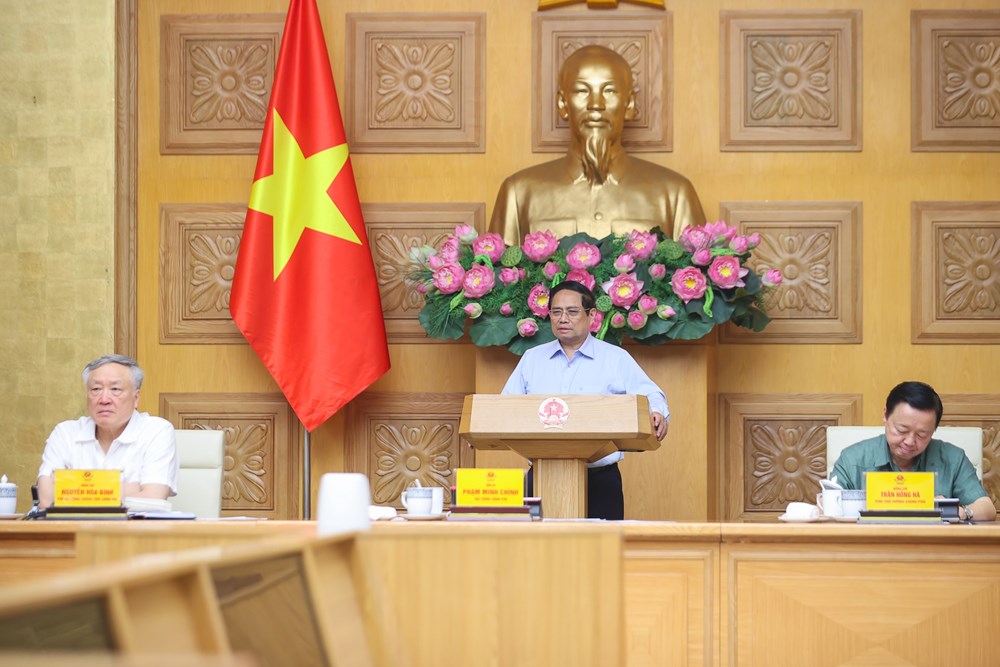 Thủ tướng chủ trì cuộc họp về triển khai tổ chức chính quyền địa phương 2 cấp - ảnh 1