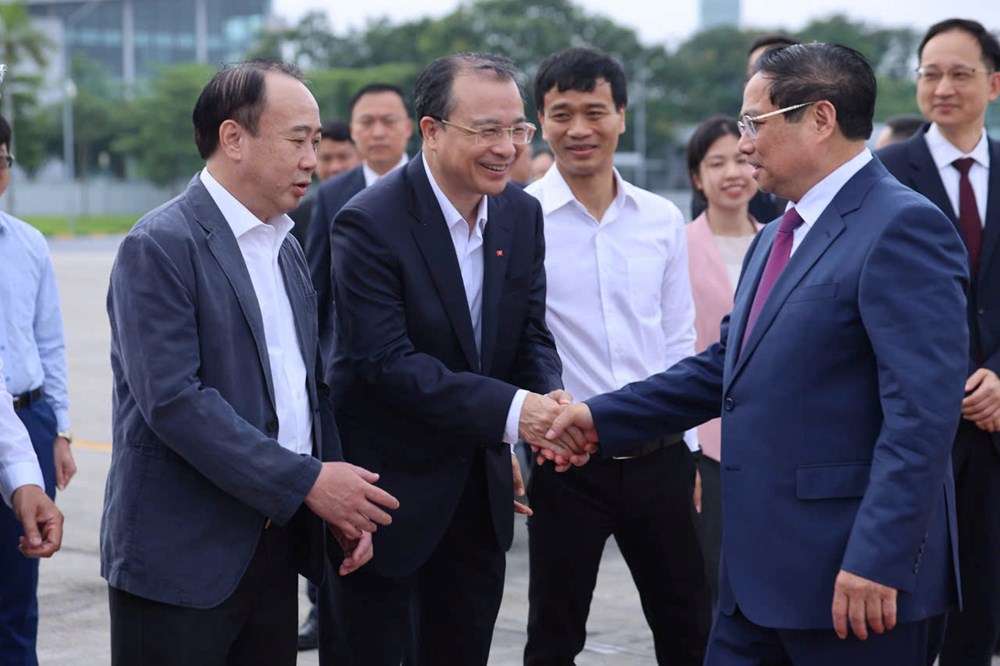 Thủ tướng lên đường dự Hội nghị WEF 16 Thiên Tân và làm việc tại Trung Quốc - ảnh 2