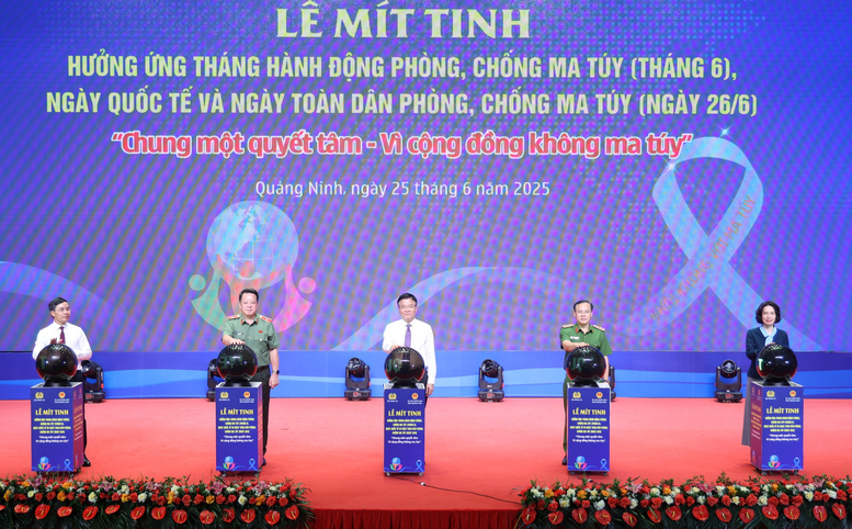 “Chung một quyết tâm - Vì một cộng đồng không ma tuý” - ảnh 2