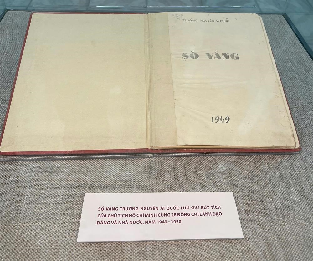 Xây dựng hồ sơ đề nghị công nhận Sổ vàng trường Nguyễn Ái Quốc là Bảo vật quốc gia - ảnh 2
