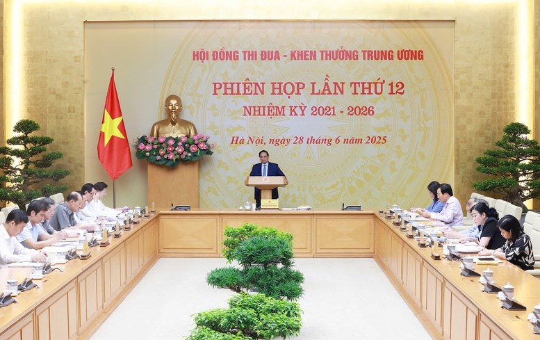 Thủ tướng yêu cầu phát động phong trào thi đua khuyến khích sáng tác các tác phẩm văn học-nghệ thuật có giá trị cao - ảnh 1