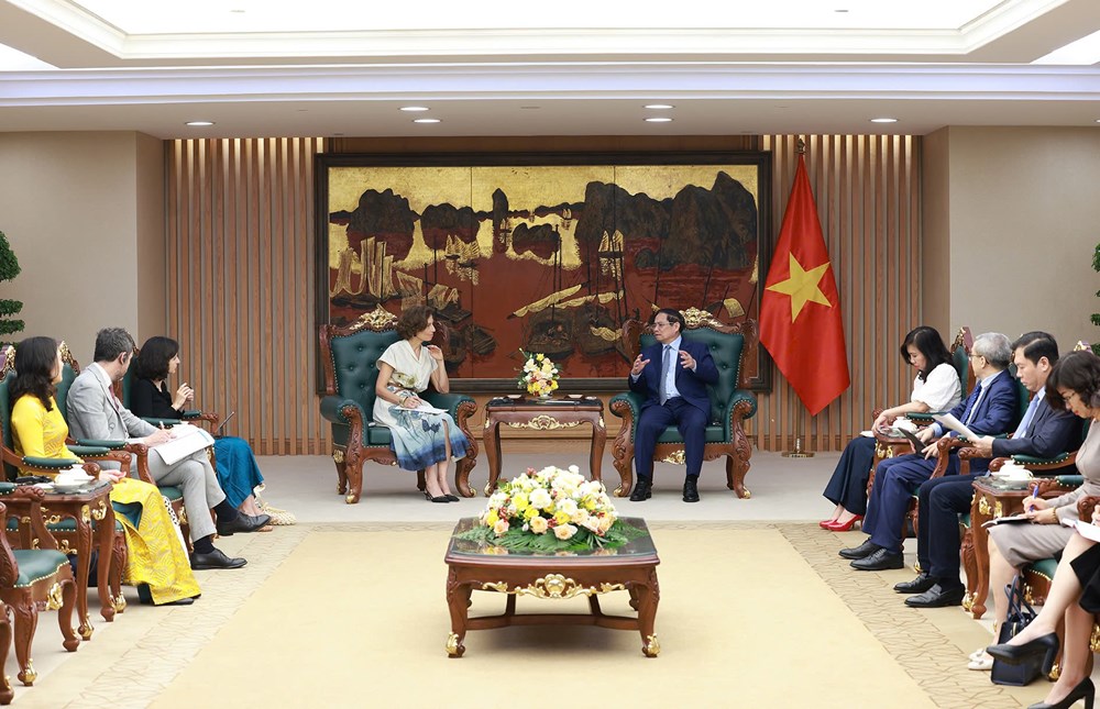 Thủ tướng đề nghị UNESCO tiếp tục ủng hộ ghi danh hồ sơ và bảo tồn các di sản văn hóa của Việt Nam - ảnh 2