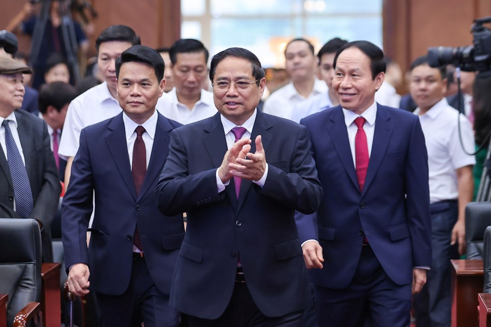Sáng nay, cả nước đồng loạt công bố Nghị quyết, Quyết định sáp nhập đơn vị hành chính, chỉ định nhân sự - ảnh 3