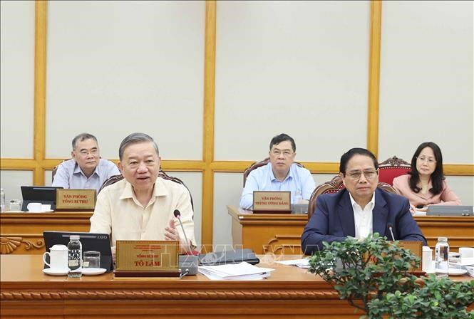 Kịp thời tháo gỡ khó khăn, vướng mắc khi vận hành bộ máy mới - ảnh 3