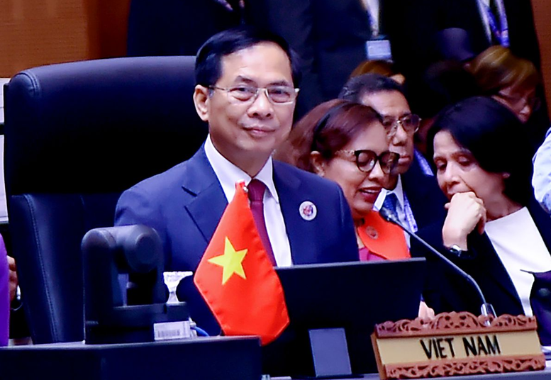 ASEAN đóng vai trò như"một ngọn hải đăng hòa bình" - ảnh 2