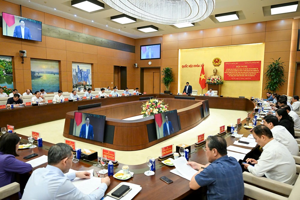 Tổ công tác Bộ Chính trị làm việc với Ban Thường vụ Đảng ủy Quốc hội, Chính phủ - ảnh 3