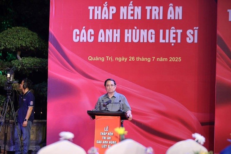 Thủ tướng tri ân, tưởng niệm các anh hùng liệt sĩ và thăm Mẹ Việt Nam anh hùng tại Quảng Trị - ảnh 1