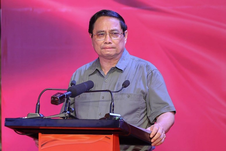 Thủ tướng tri ân, tưởng niệm các anh hùng liệt sĩ và thăm Mẹ Việt Nam anh hùng tại Quảng Trị - ảnh 2