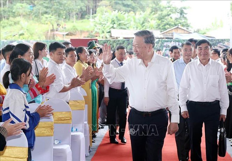 Tổng Bí Thư Tô Lâm dự Lễ khởi công Trường liên cấp Tiểu học, THCS xã Si Pa Phìn, tỉnh Điện Biên - ảnh 1