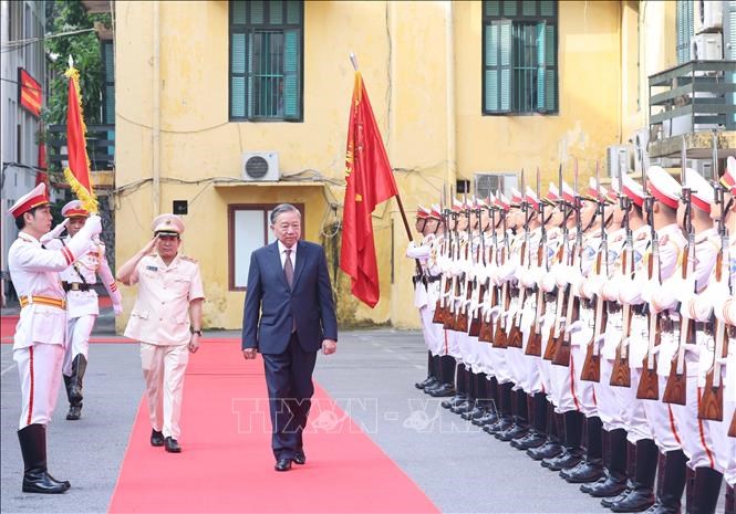 Đổi mới mạnh mẽ tư duy, cách thức triển khai bảo vệ an ninh chính trị nội bộ - ảnh 1