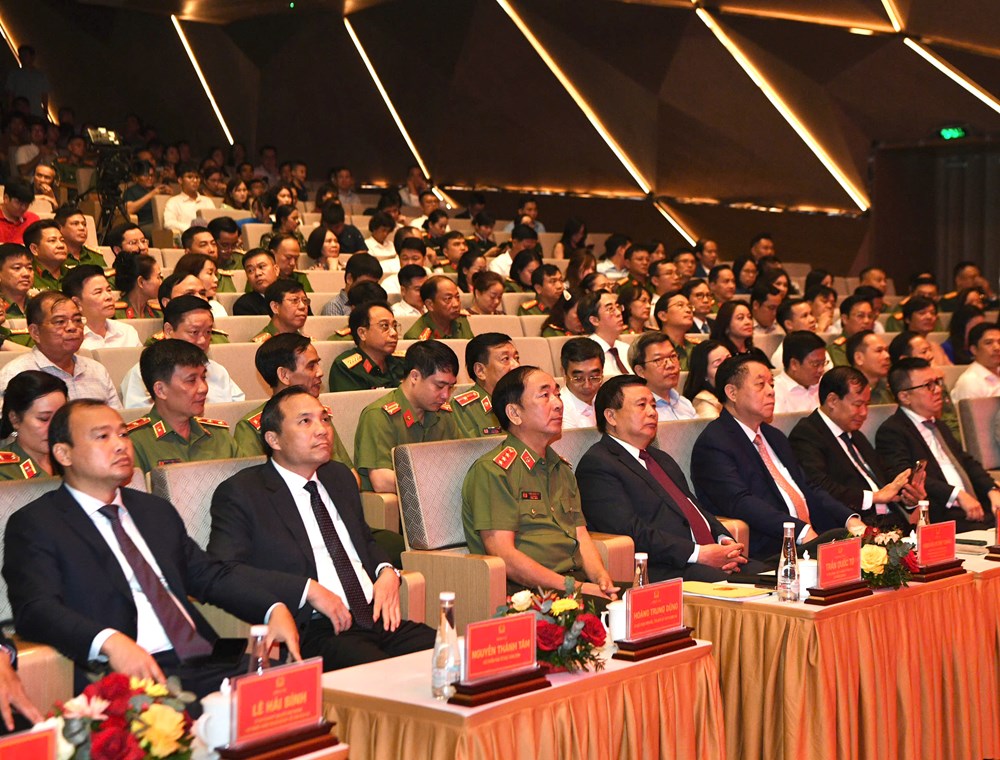 Trao Giải báo chí toàn quốc “Vì an ninh Tổ quốc và bình yên cuộc sống” - ảnh 3