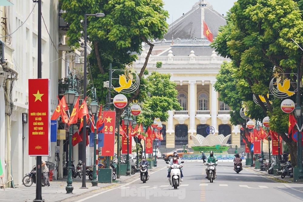 Đẩy mạnh tuyên truyền đảm bảo an ninh, trật tự, ngăn chặn thông tin xấu, độc, chia rẽ khối đại đoàn kết dịp 2.9 - ảnh 1