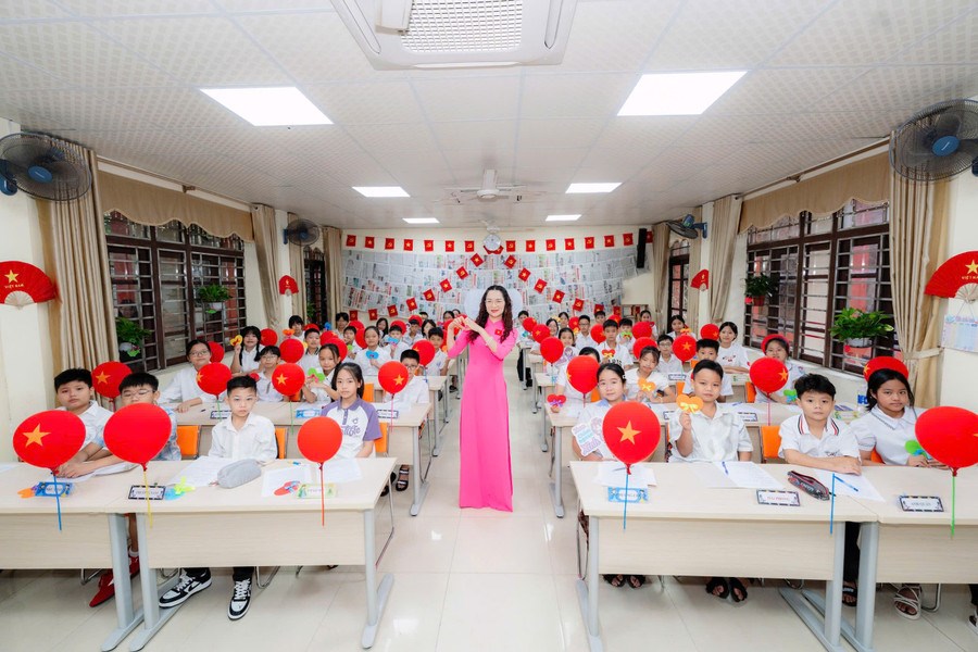 Bộ Chính trị ban hành Nghị quyết về đột phá phát triển giáo dục và đào tạo - ảnh 1