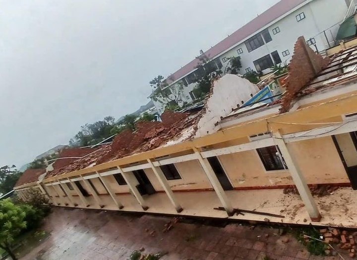 Thủ tướng yêu cầu hoàn thành sửa chữa trường học bị thiệt hại do thiên tai trước 1.9 - ảnh 1