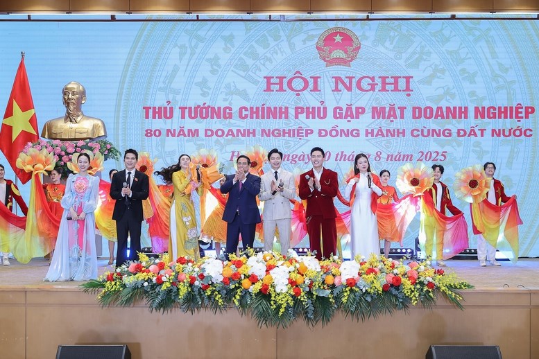 Chú trọng phát triển văn hóa, văn minh doanh nghiệp - ảnh 3