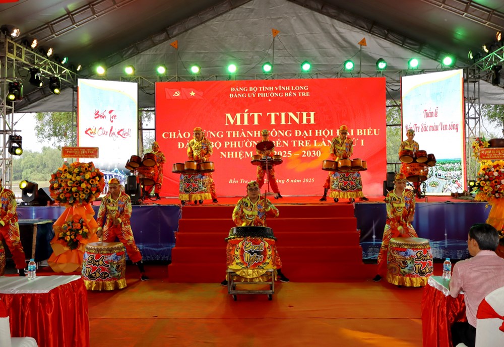 Đón bằng chứng nhận "Nghệ thuật Nói thơ Vân Tiên" là Di sản văn hóa phi vật thể cấp quốc gia - ảnh 3