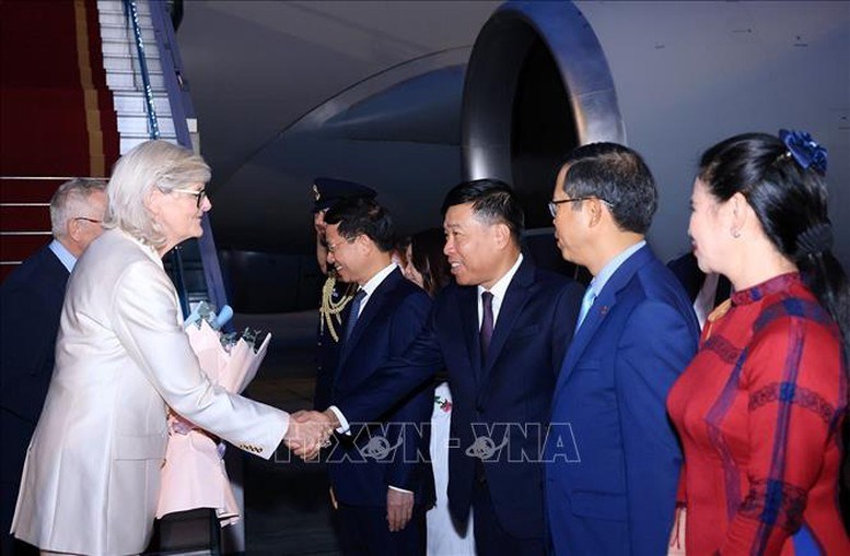 Toàn quyền Australia Sam Mostyn và phu quân bắt đầu thăm cấp Nhà nước tới Việt Nam - ảnh 2