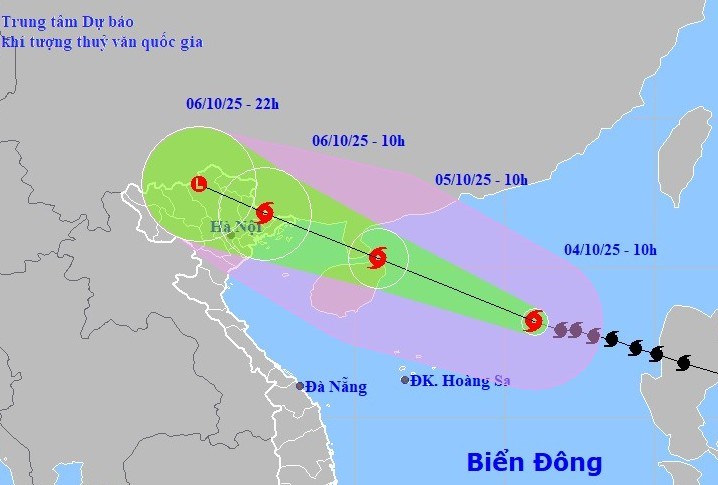 Bão số 11 cách Quảng Ninh 400km, cảnh báo khu vực Đồng Bằng Bắc Bộ và Thanh Hóa mưa rất to - ảnh 1