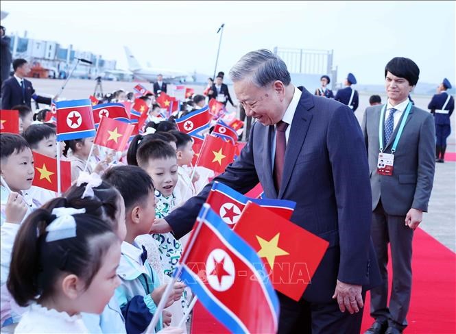 Tổng Bí thư Tô Lâm bắt đầu thăm cấp Nhà nước tới Triều Tiên - ảnh 8