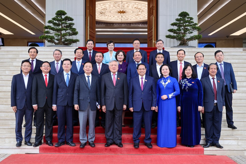 Phiên họp Chính phủ đầu tiên sau khi được kiện toàn 2 Phó Thủ tướng, 3 Bộ trưởng - ảnh 2