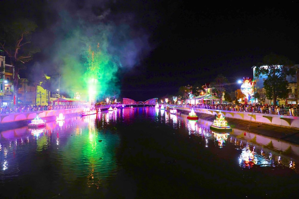 “Rực rỡ sông trăng, bừng sáng di sản” - ảnh 6