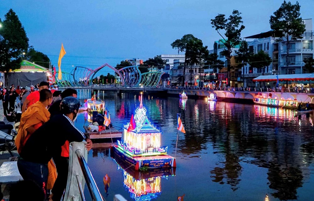 “Rực rỡ sông trăng, bừng sáng di sản” - ảnh 7