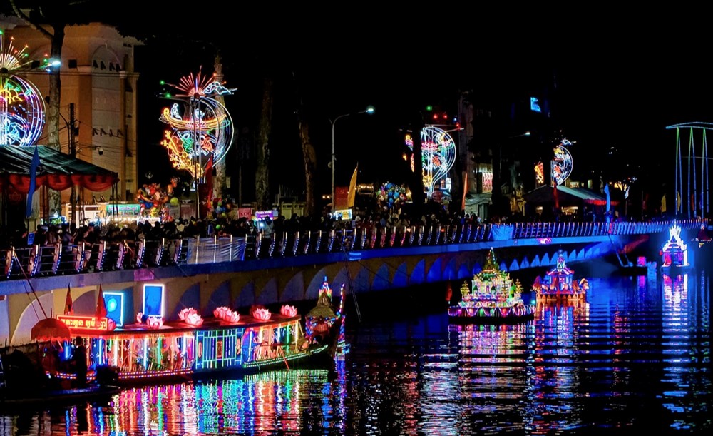 “Rực rỡ sông trăng, bừng sáng di sản” - ảnh 9