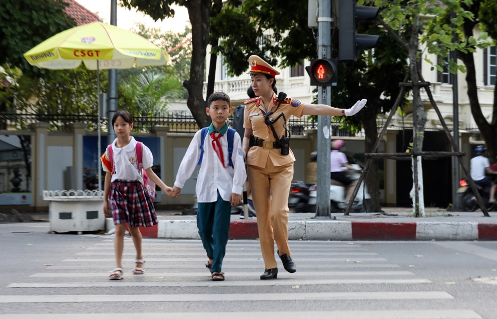 Lan toả nét đẹp văn hóa tham gia giao thông - ảnh 1