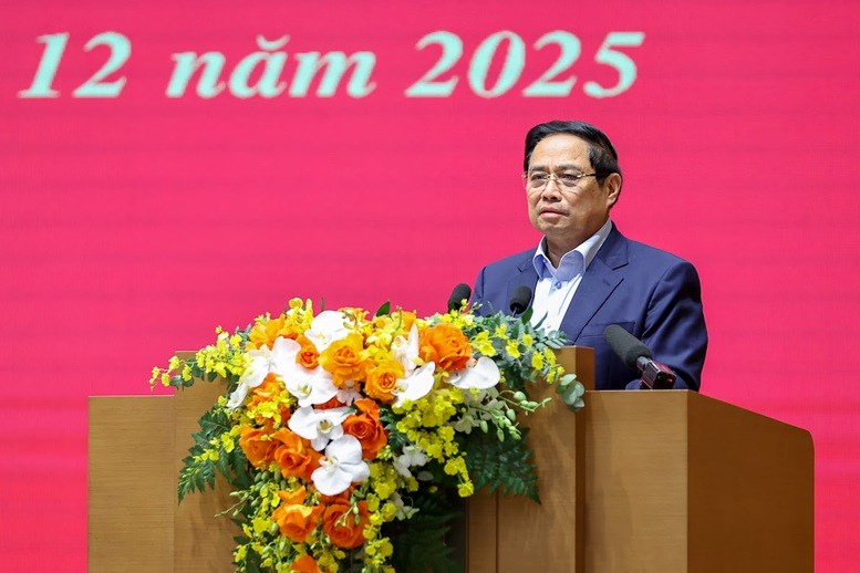 Một bộ phận cán bộ, đảng viên làm việc cầm chừng, đùn đẩy, né tránh, sợ sai không dám làm - ảnh 1