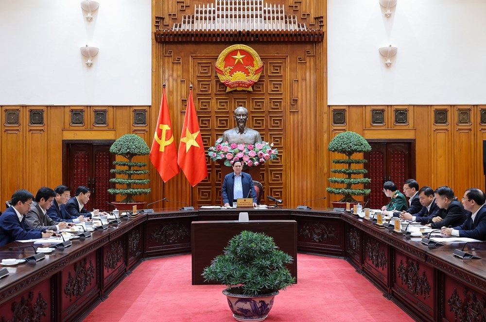 Thủ tướng phê bình Quảng Trị chậm trễ khắc phục sạt lở, khôi phục chỗ ở cho 12 hộ dân tại Khe Sanh - ảnh 1