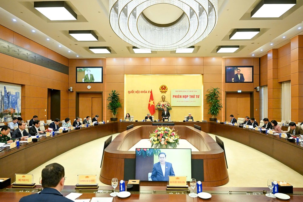 Chủ tịch Quốc hội Trần Thanh Mẫn chủ trì phiên họp của Ủy ban Thường vụ Quốc hội về công tác bầu cử - ảnh 2