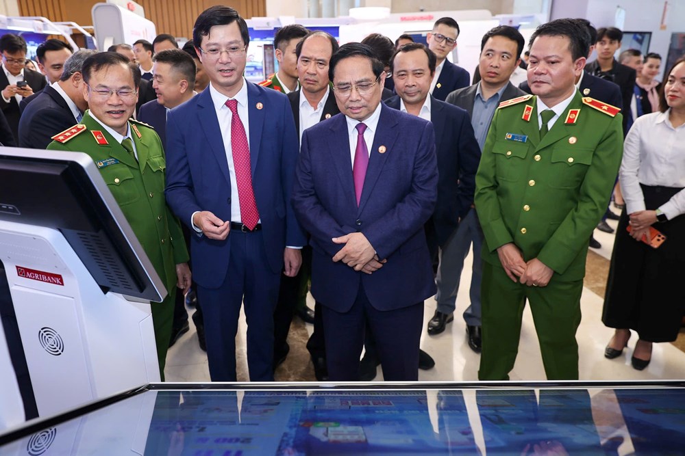 Thủ tướng: Đẩy mạnh 3 đột phá chiến lược số - ảnh 1