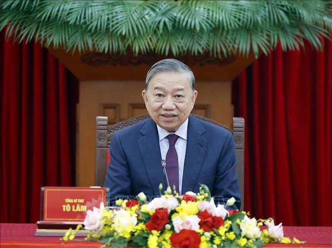 Tổng thống Liên bang Nga Vladimir Putin điện đàm với Tổng Bí thư Tô Lâm - ảnh 1