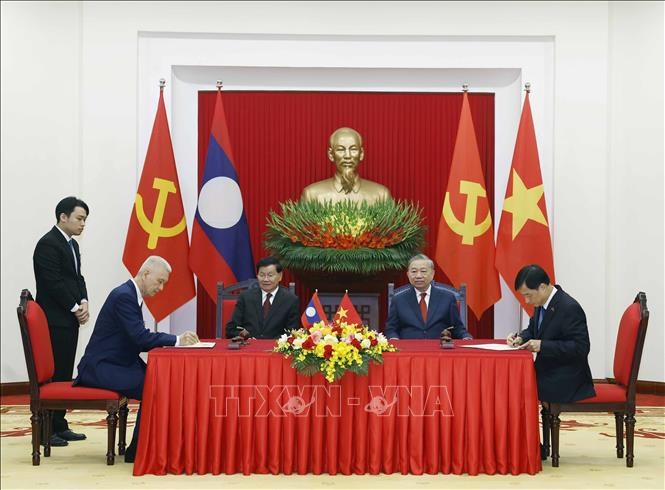 Củng cố nền tảng chính trị vững chắc, đưa quan hệ Việt - Lào ngày càng đi vào chiều sâu - ảnh 4