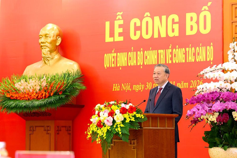 Tổng Bí thư Tô Lâm trao Quyết định của Bộ Chính trị phân công, bổ nhiệm cán bộ - ảnh 3