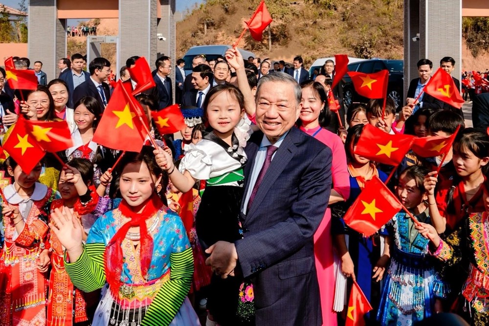 Tổng Bí thư Tô Lâm dự lễ khánh thành Trường phổ thông nội trú liên cấp Si Pa Phìn, Điện Biên - ảnh 2