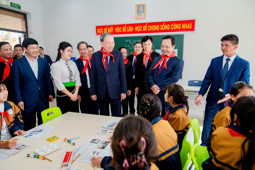 Tổng Bí thư Tô Lâm dự lễ khánh thành Trường phổ thông nội trú liên cấp Si Pa Phìn, Điện Biên - ảnh 3
