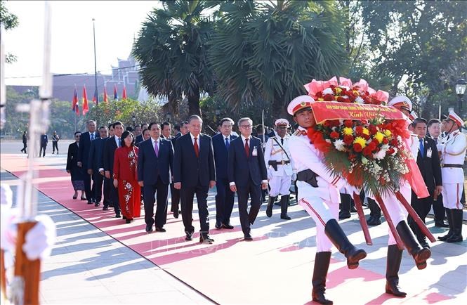 Lễ đón trọng thể Tổng Bí thư Tô Lâm tại thủ đô Viêng Chăn (Lào) - ảnh 6