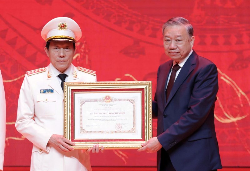 Tổng Bí thư Tô Lâm trao Huân chương Hồ Chí Minh tặng lực lượng Tình báo CAND - ảnh 5