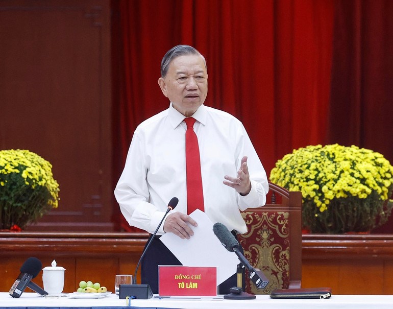  Tổng Bí thư Tô Lâm gặp mặt các đồng chí nguyên Ủy viên Trung ương Đảng khu vực phía Nam - ảnh 1