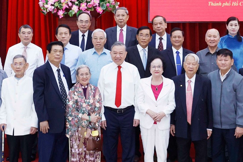  Tổng Bí thư Tô Lâm gặp mặt các đồng chí nguyên Ủy viên Trung ương Đảng khu vực phía Nam - ảnh 2