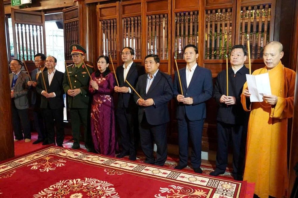 Lan toả hào khí "Vạn Xuân khai quốc" trên quê hương Lý Nam Đế - ảnh 1