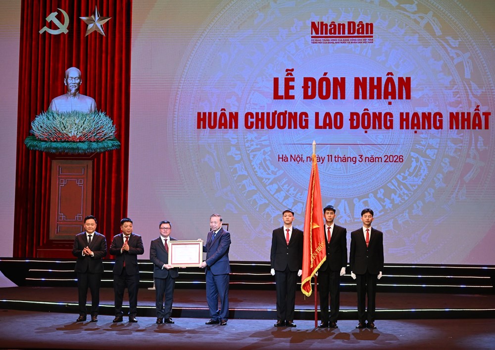 Tổng Bí thư: Báo Nhân Dân phải là “đơn vị xung kích”, “lá chắn”, “trạm cảm biến” thông tin sắc bén, vững chắc - ảnh 2