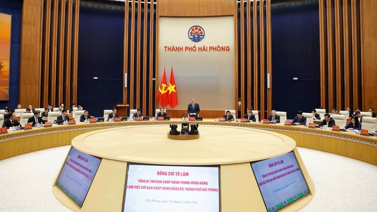 Tổng Bí thư: Hải Phòng cần kiên định quan điểm lấy con người làm trung tâm của phát triển - ảnh 3