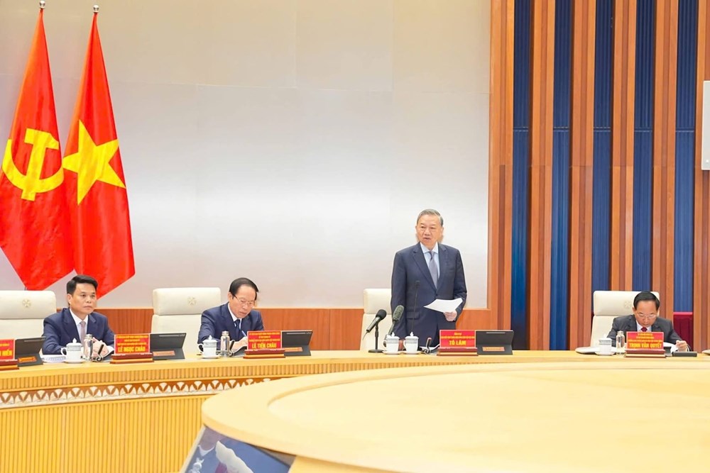 Tổng Bí thư: Hải Phòng cần kiên định quan điểm lấy con người làm trung tâm của phát triển - ảnh 2